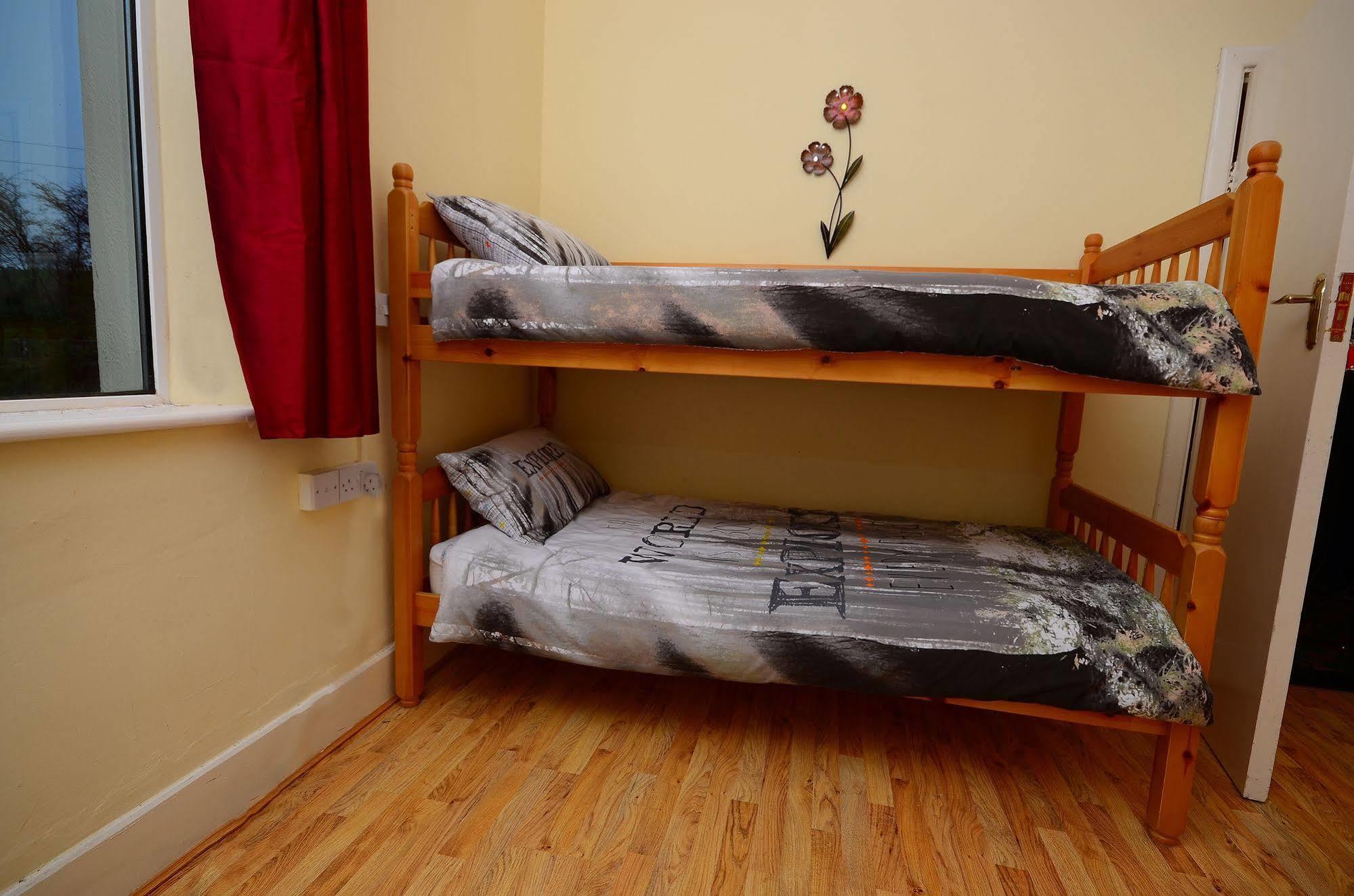 Loughcrew Megalithic Hostel Millbrook 外观 照片